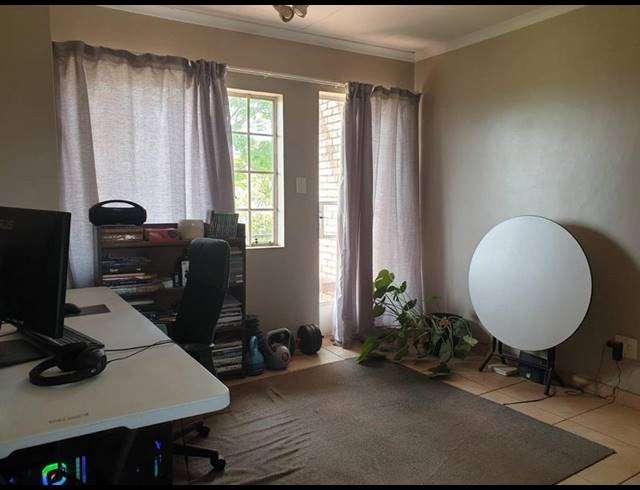 1 BEDROOM APARTMENT FOR SALE IN RIETVALLEIRAND